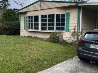 135 Waterway Ave, Satsuma, FL 32189