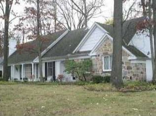 4828 Southbridge Rd, Toledo, OH 43623