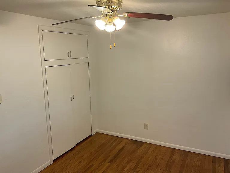 5320 SE Schiller St #3 — Photo 9