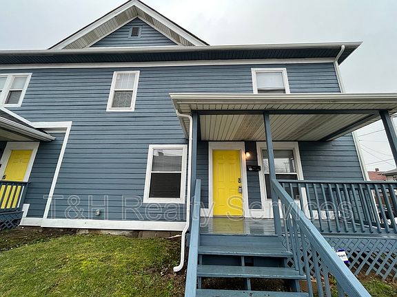 2nd image of 2962 N Delaware St Unit 145