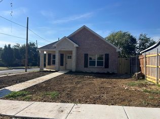 4340 M Ave, Fort Worth, TX 76105