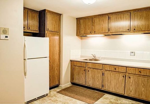 Kitchen - left