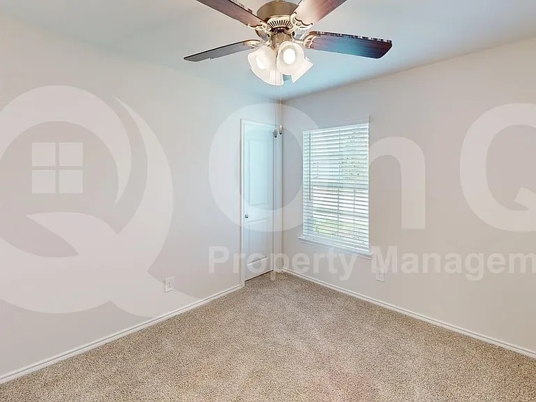504 Saddle Blanket Dr — Photo 13