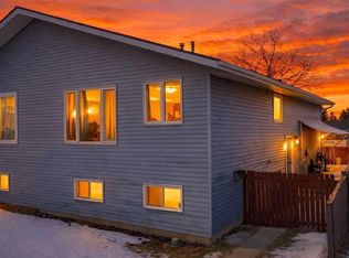 16 Campbell Ave, Red Deer, AB T4P 2W7