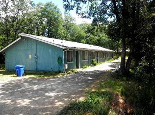 315 N Hussey St, Cave Junction, OR