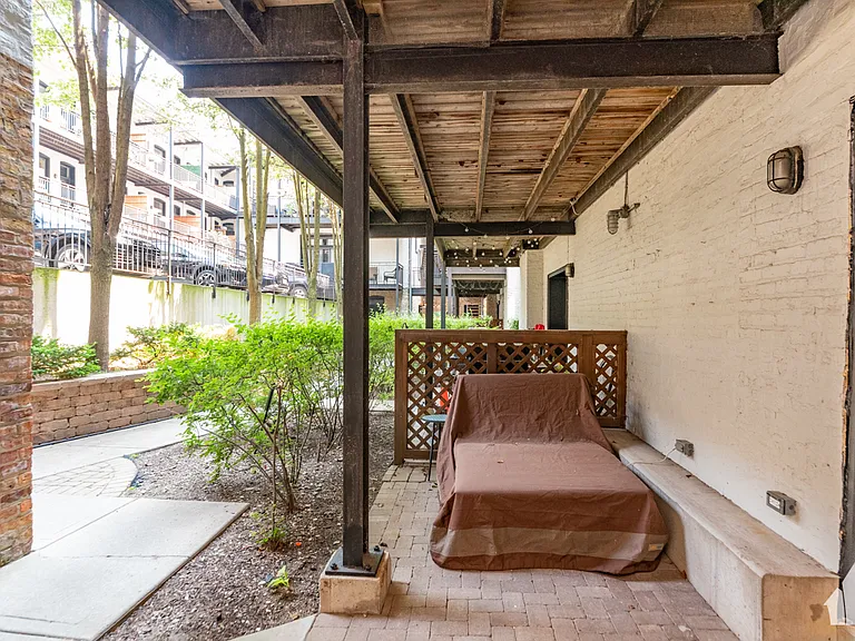 1711 N Crilly Ct #B — Photo 18