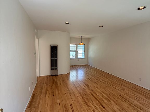 4th image of 934 16th St APT B