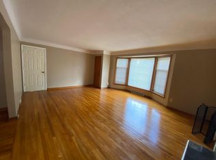 17606 Chagrin Blvd #D, Cleveland, OH