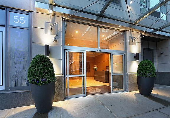 5th image of 55 Thompson St #704