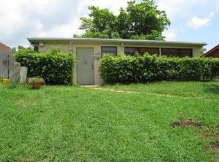 437 SW 10th Ave, Boynton Beach, FL 33435