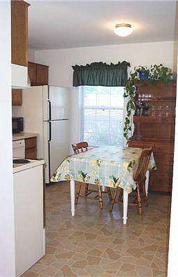 5th image of 7952 Briarbrook Dr