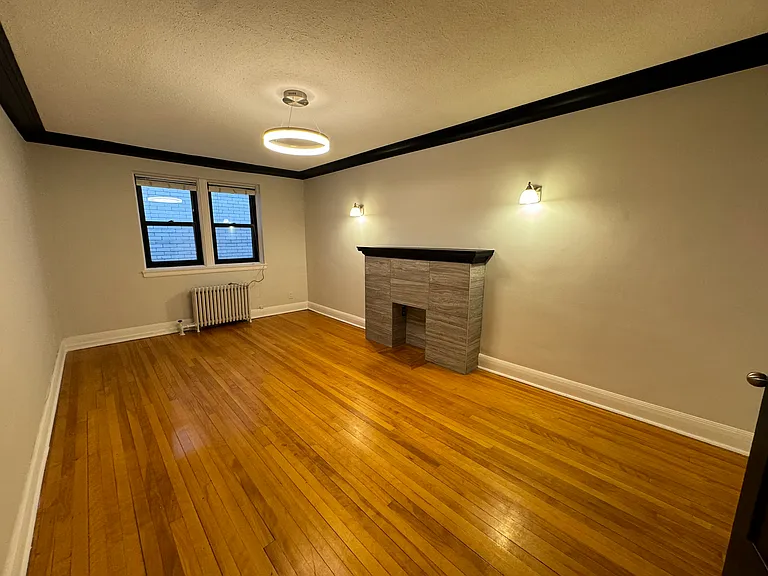 195 Cooper St #10 — Photo 8