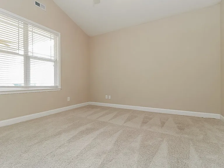 84 Denby Cir — Photo 12