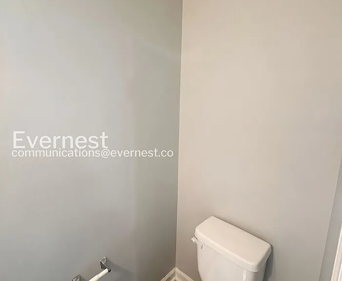 8643 Thomas Ln — Photo 18