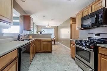 5th image of 3231 Behrman Hwy