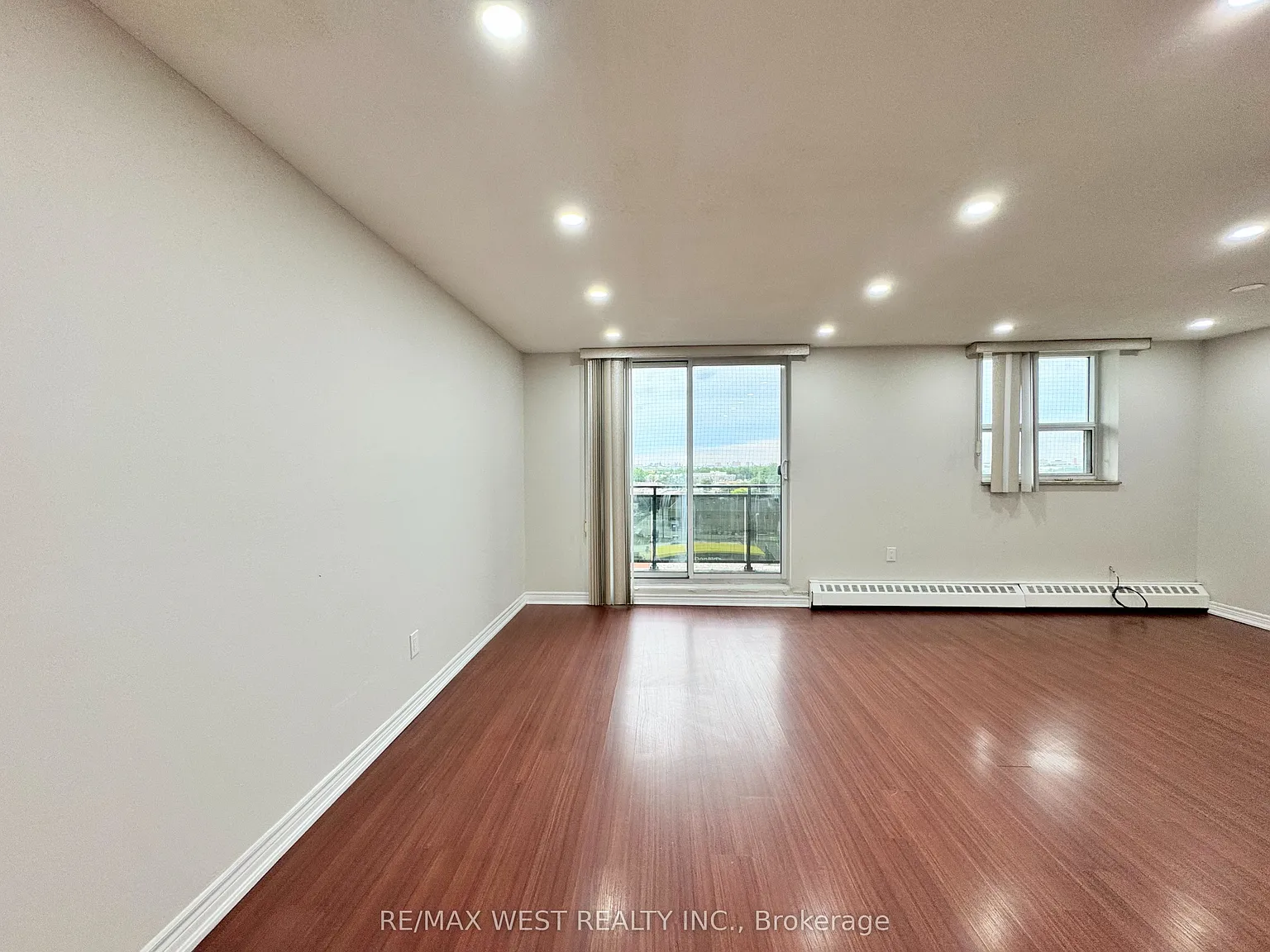 3 bed, $2,650 — Photo 3