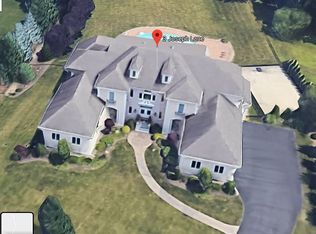 3 Joseph Ln, Lynnfield, MA 01940