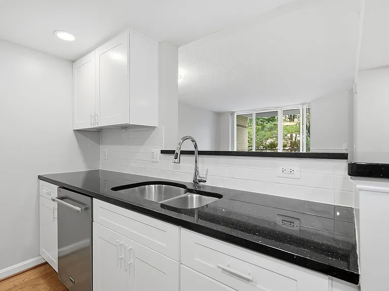 11710 Old Georgetown Rd #227 — Photo 13