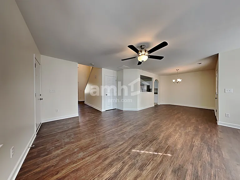 921 Sundance Dr — Photo 11