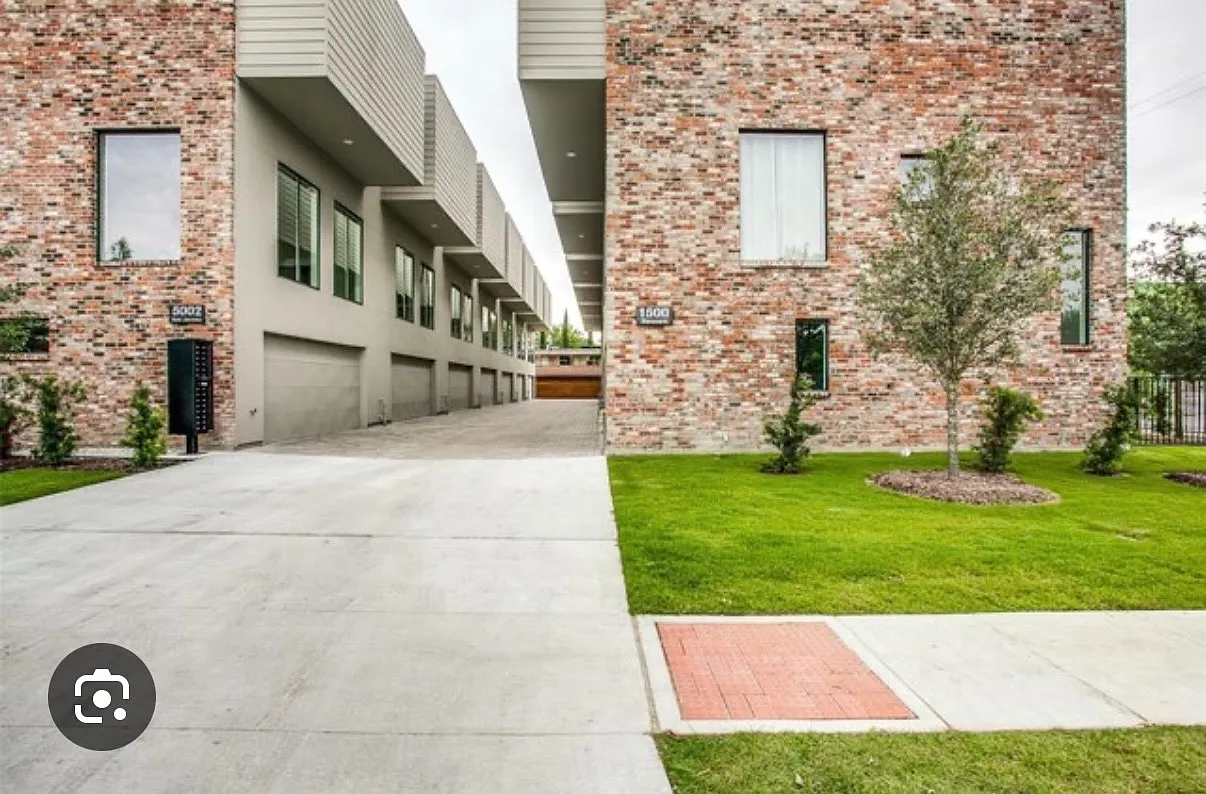5002 San Jacinto Street — Photo 1