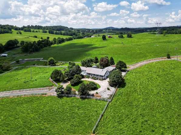 14783 Indian Run Rd, Glade Spring, VA 24340