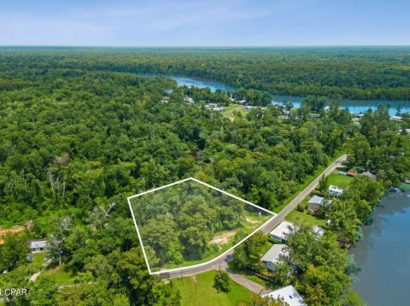316 Byrd Parker Dr, Wewahitchka, FL 32465