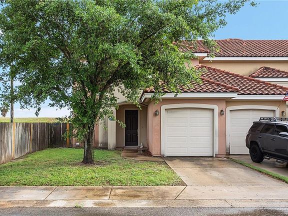 2nd image of 3412 Midtown Cir