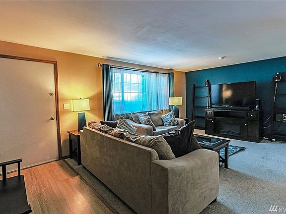 3rd image of 11764 Elder Ave SW