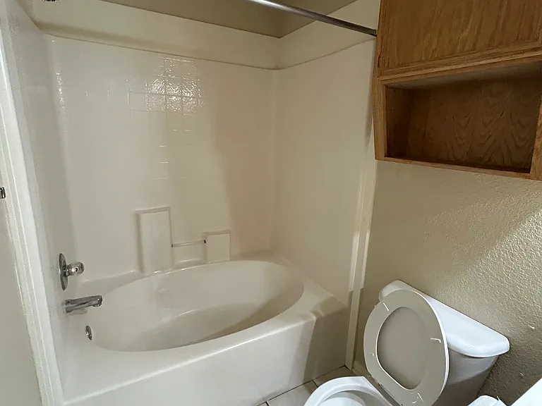 4506 Pennington Ave #B — Photo 8