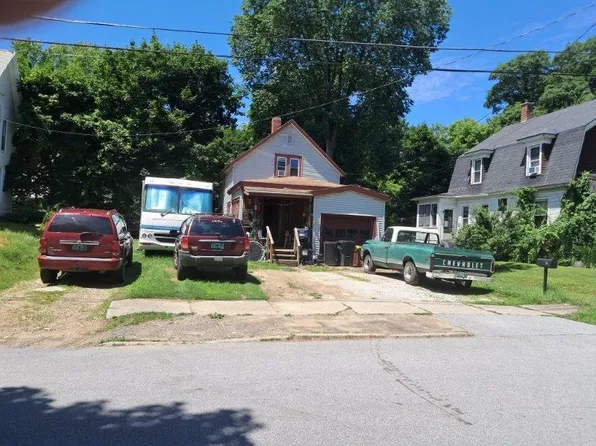 33 Hazel Street, Rutland City, VT 05701