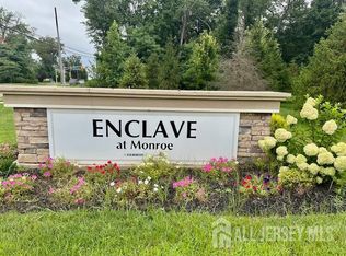 202 Matutina Rd, Monroe Township, NJ 08831