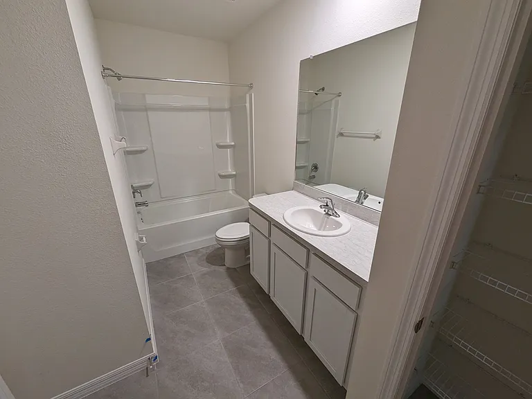 32981 Tulip Petal Ln — Photo 11