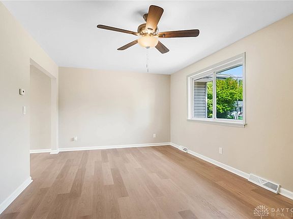4th image of 9489 Marcella Dr