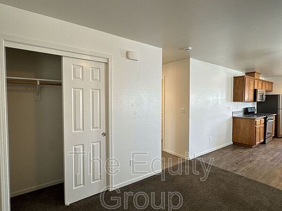 3rd image of 2238 W Lark Ave