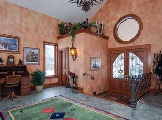 2764 Transit Rd, Orchard Park, NY 14127