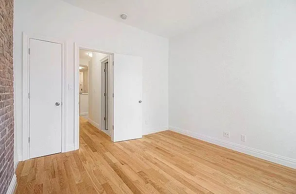 Rented by CitySites Real Estate Group | media 11