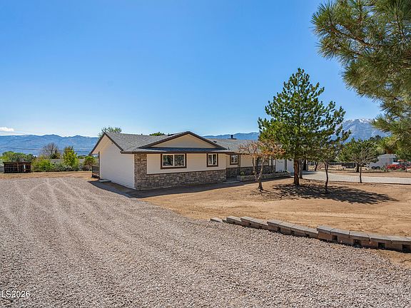 2nd image of 4100 Woodcock Way