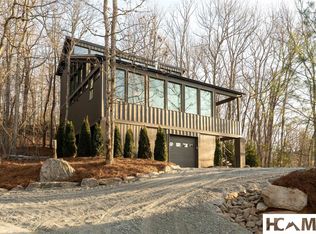 205 Autumn Valley Ln, Scaly Mountain, NC 28775