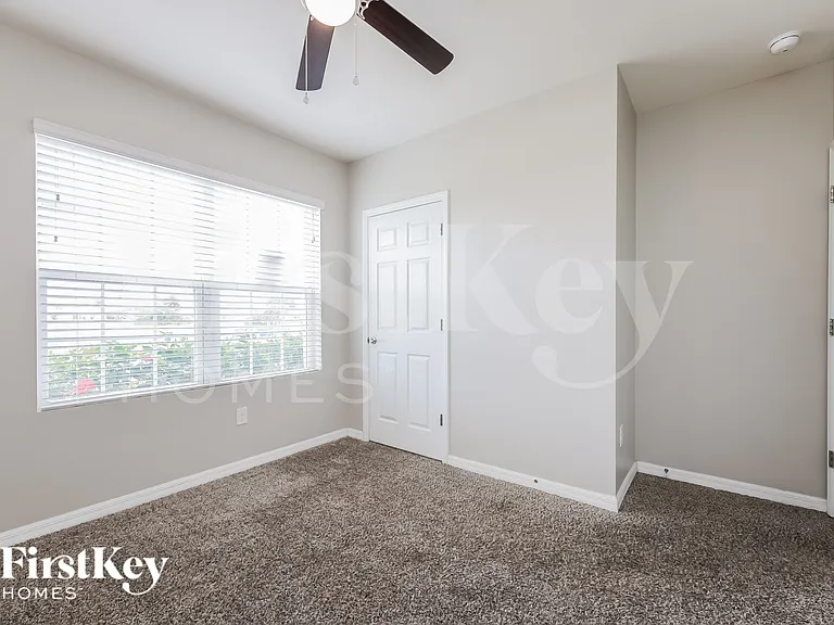 1406 NW 7th Ave — Photo 11