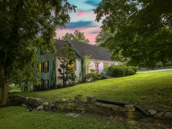 204 Fisher Ave, Carthage, TN 37030