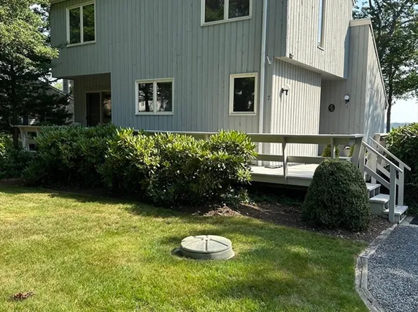 7 Arrowhead Ln, Marion, MA 02738