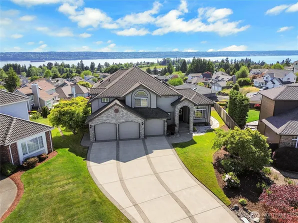 2224 53rd Street Ct NE, Tacoma, WA 98422