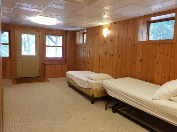 22 Ritsher Rd, Meredith, NH 03253
