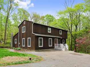 4 Tamarack Rd, Mahopac, NY 10541