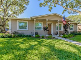 2902 W Winthrop Rd, Tampa, FL 33611