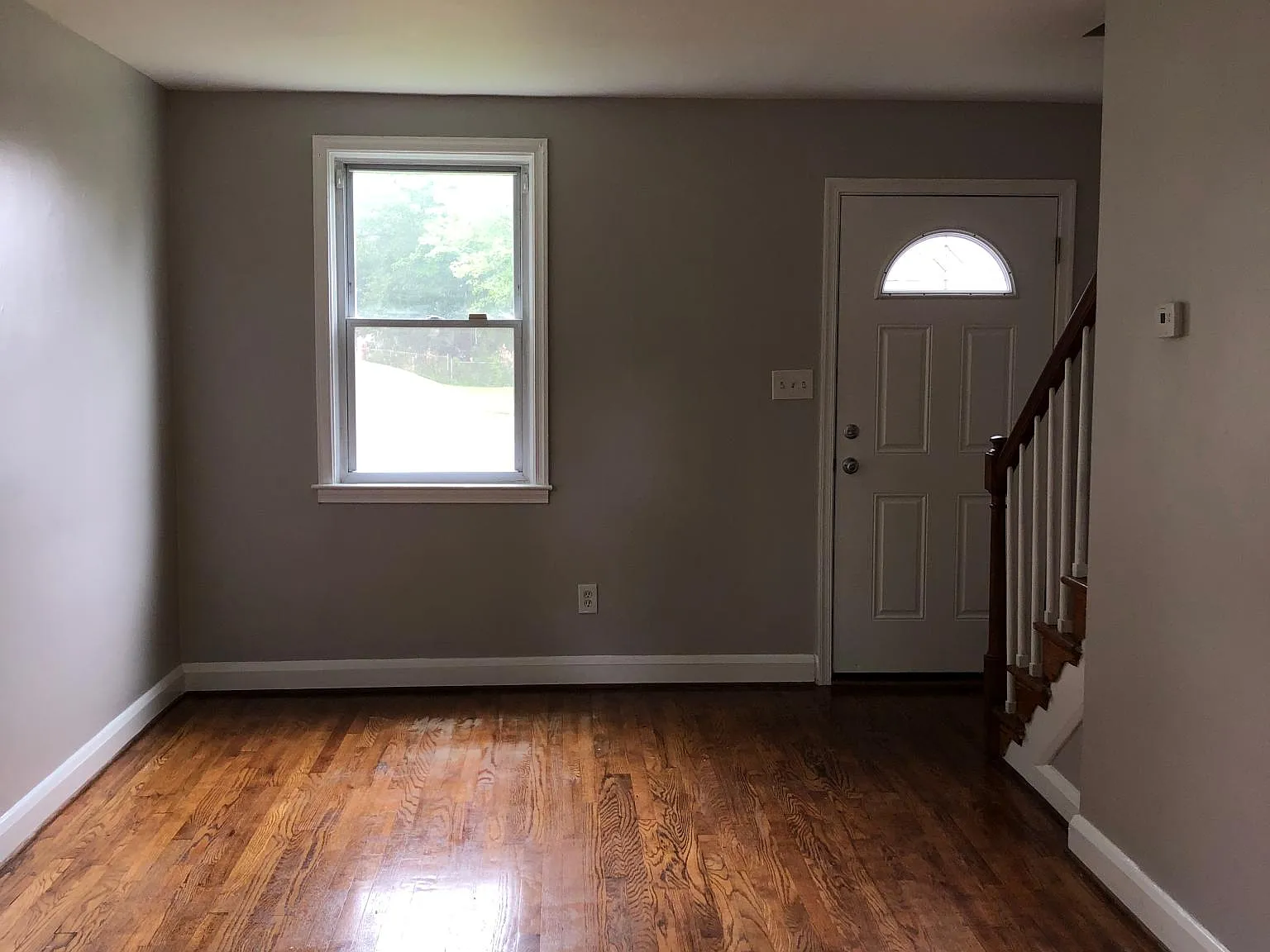 2 bed, 1100 sqft, $1,599 — Photo 3