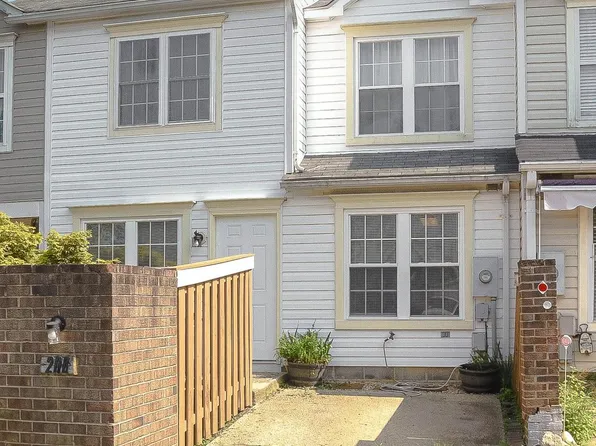 46351 Columbus Dr Unit 206, Lexington Park, MD 20653