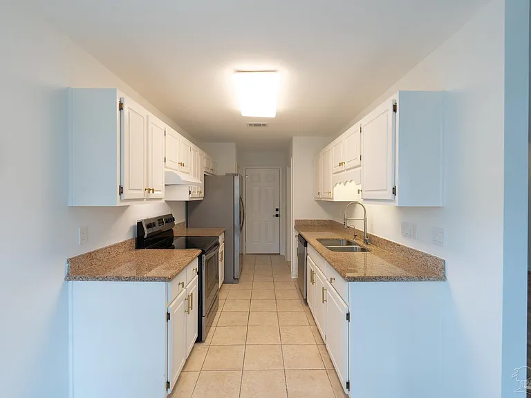 315 Mirabelle Dr — Photo 8