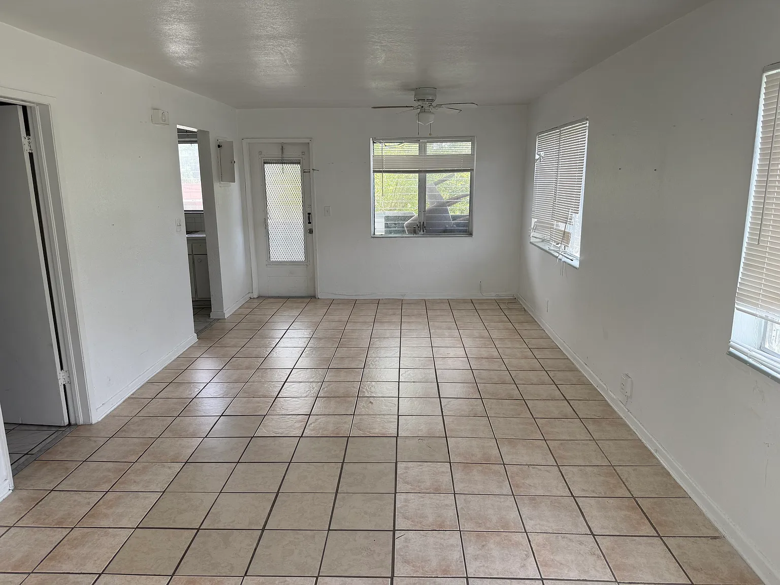 1 bed, 750 sqft, $1,575 — Photo 1