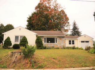 22 Roller Ter, Milford, CT 06461